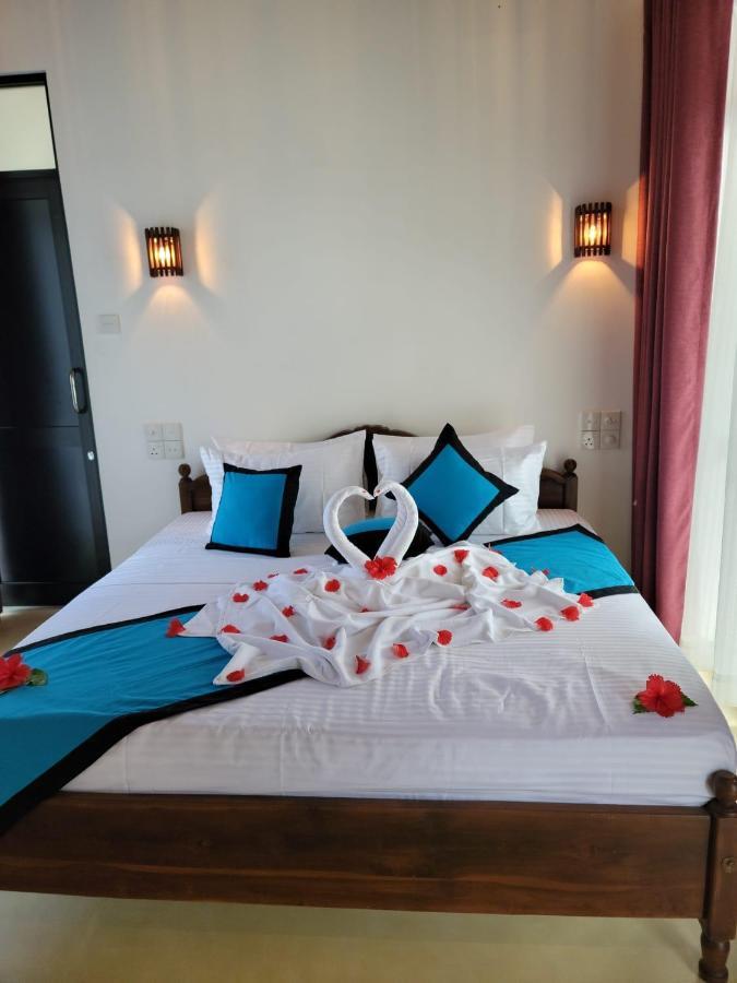 Shima Guni Beach Club Hotel Матара Екстер'єр фото